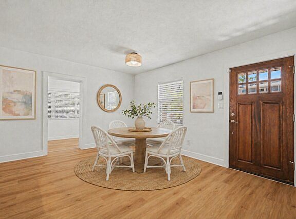Virtual staged living or dining room