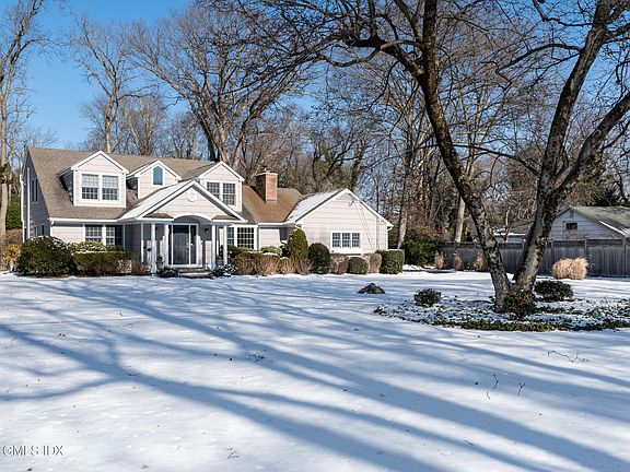 2nd image of 114 Blueberry Dr