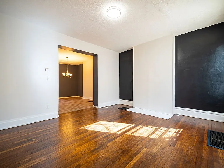 1006 McAllister Ave — Photo 4