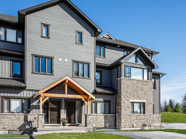 106 Alpine Springs Ct #10, The Blue Mountains, ON L9Y 0T4