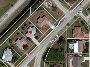 242 Main St, Sebastian, FL 32958