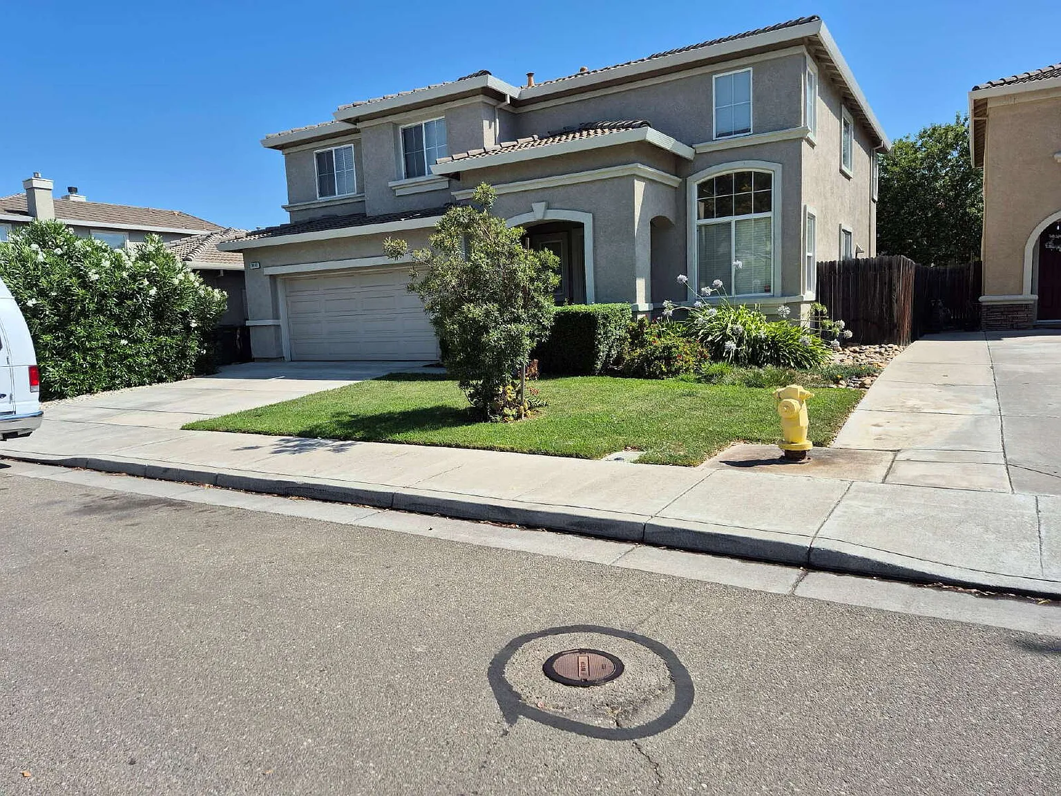 2082 Golden Gate Dr photo 1