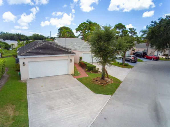 1066 Island Manor Drive, Greenacres, FL 33413