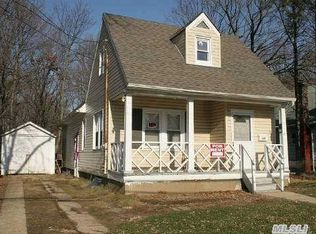 107 Mirin Ave, Roosevelt, NY 11575