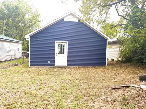 812 Younglove St, Hopkinsville, KY 42240