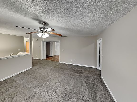 5th image of 15 Corn Crib Ct