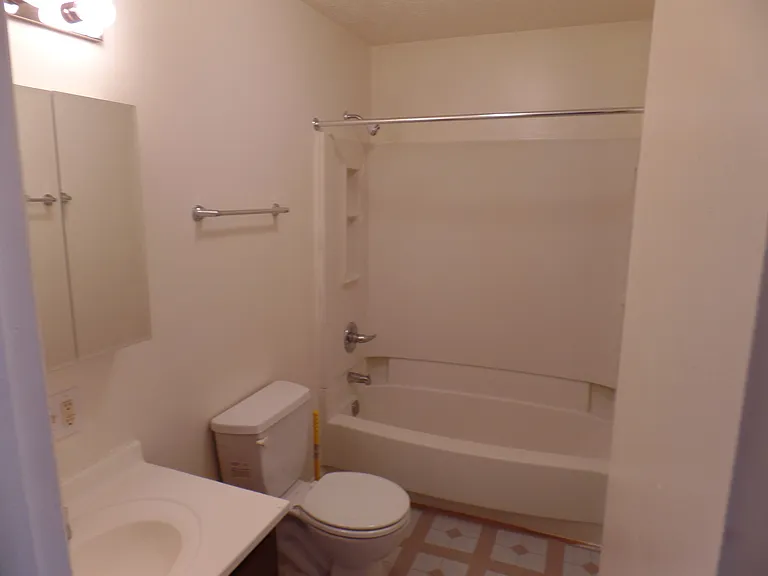 Williamsburg Apartment Homes LLC — Photo 29