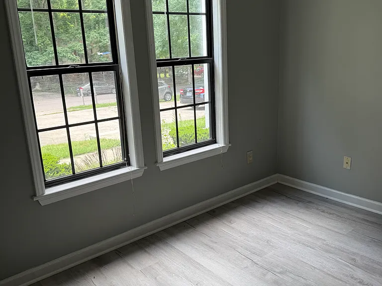623 Carolina Ave — Photo 13