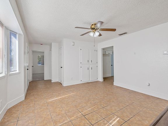5th image of 5451 W Santa Ana Avenue