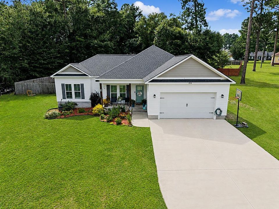 1st image of 214 Autumn Leaf Dr