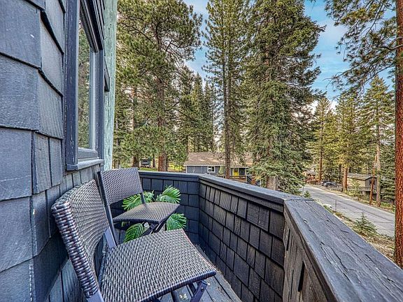 5th image of 10594 Snow Shoe Cir