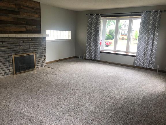 fireplace is non operational due to insurance restrictions