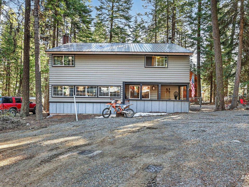 1st image of 654 Bings Rd