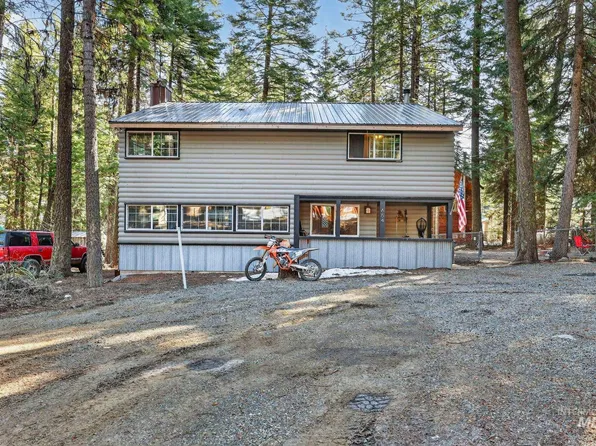 654 Bings Rd, Cascade, ID 83611