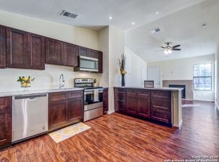 8760 Port Of Call Dr, San Antonio, TX 78242