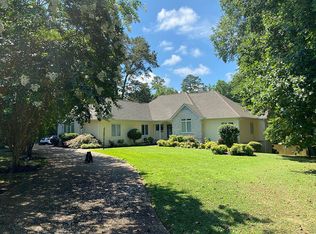 807 Beggars Bush, North Prince George, VA 23860