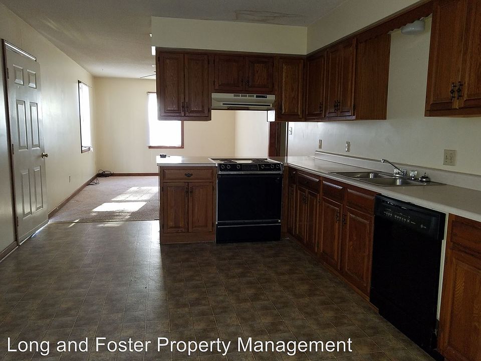 2nd image of 1007 Raleigh St