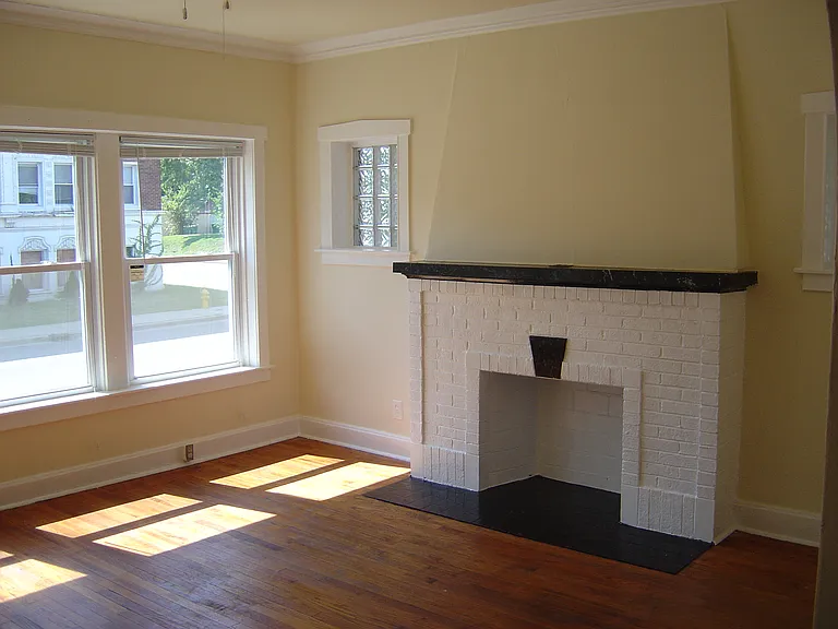 7 Ruth St #1 — Photo 2