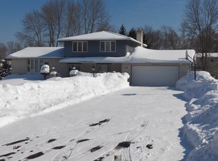 104 Old English Dr, Rochester, NY 14616