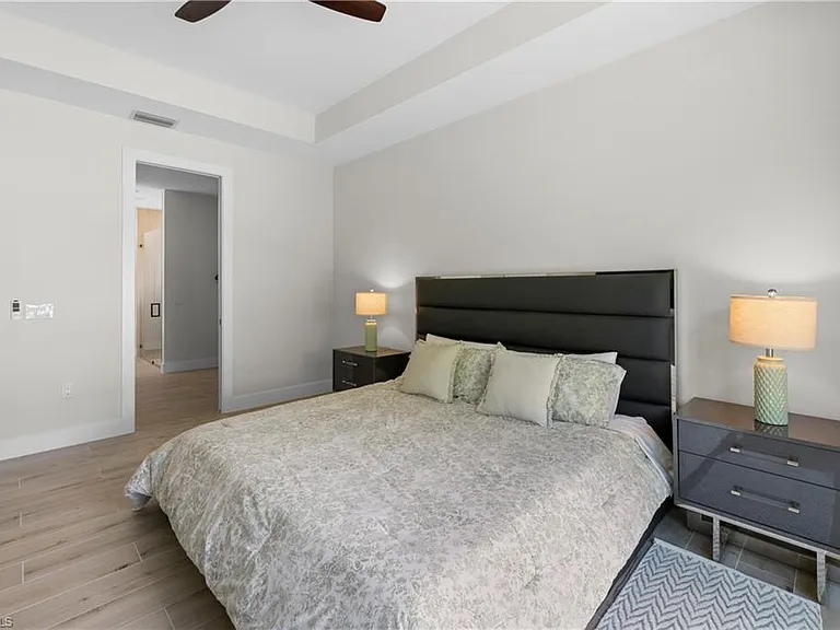 2547 Storter Ave — Photo 27