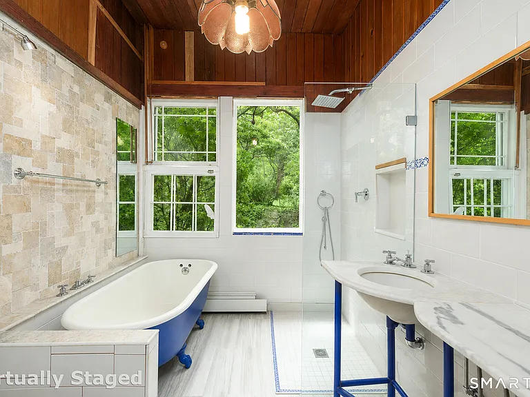 32 West Ave — Photo 10