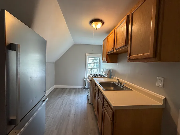 139 Prospect St #3C — Photo 2