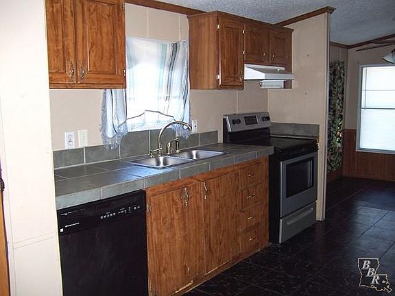 3rd image of 221 Santa Monica Dr