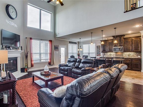 3rd image of 3161 Sangria Ln