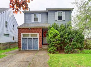 1592 Hewlett Ave, Hewlett, NY 11557