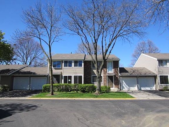 2nd image of 1526 E Silver Strand Cir