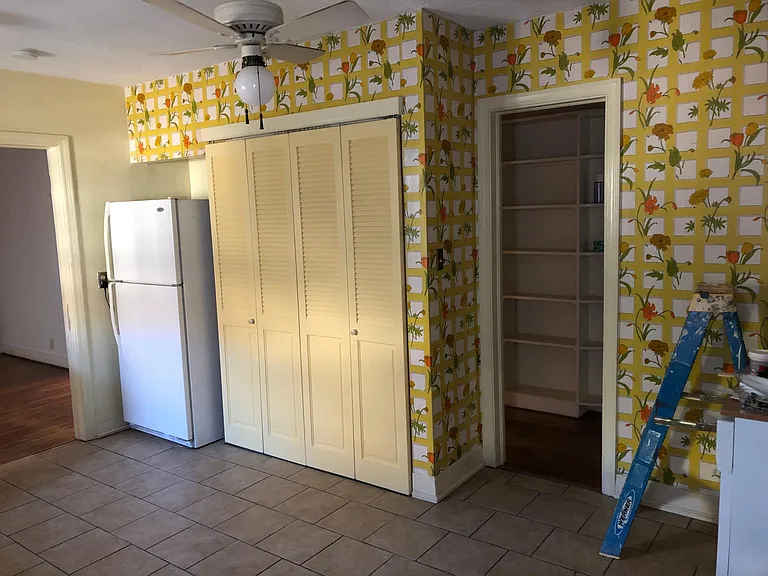 1232 S Knoxville Ave — Photo 6