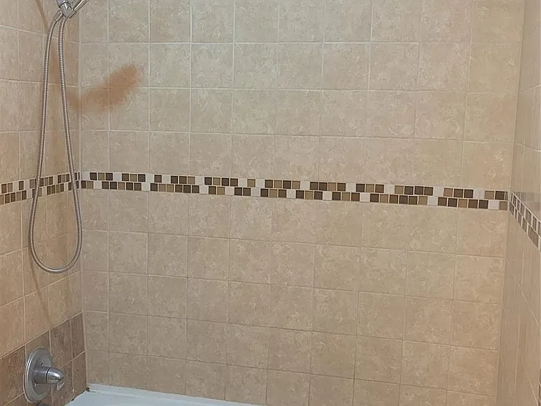 10049 Westpark Dr #123 — Photo 11