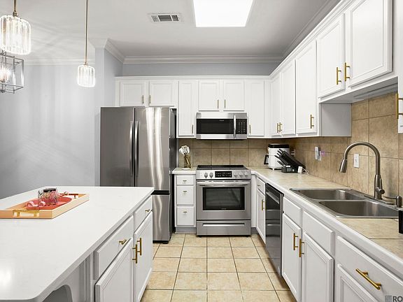 4th image of 10600 Lakes Blvd APT 702