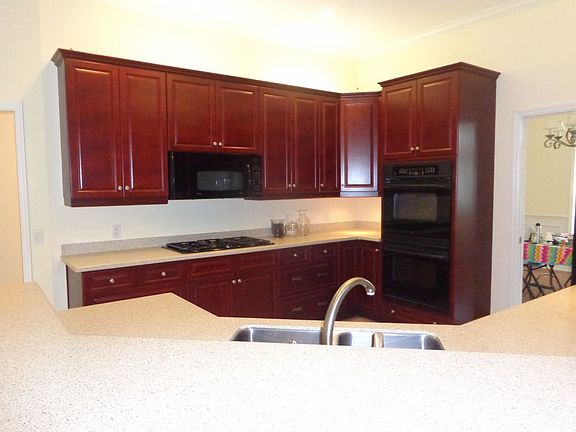 3rd image of 6921 SW 84th Dr