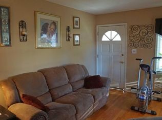 1502 S 63rd St, West Allis, WI 53214