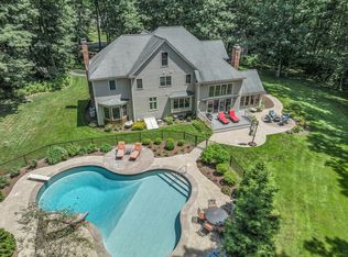 12 Quail Run, Bolton, MA 01740