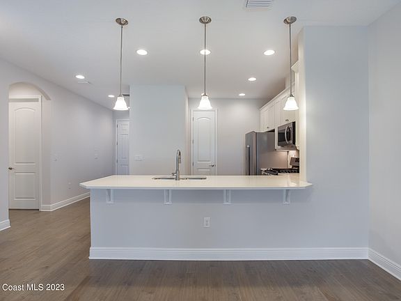 5th image of 8504 Loren Cove Dr