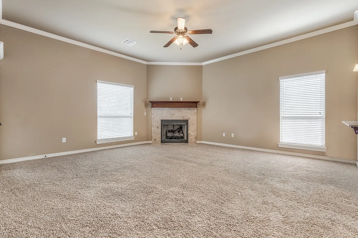 Building Photo - 15900 Cantera Creek Dr