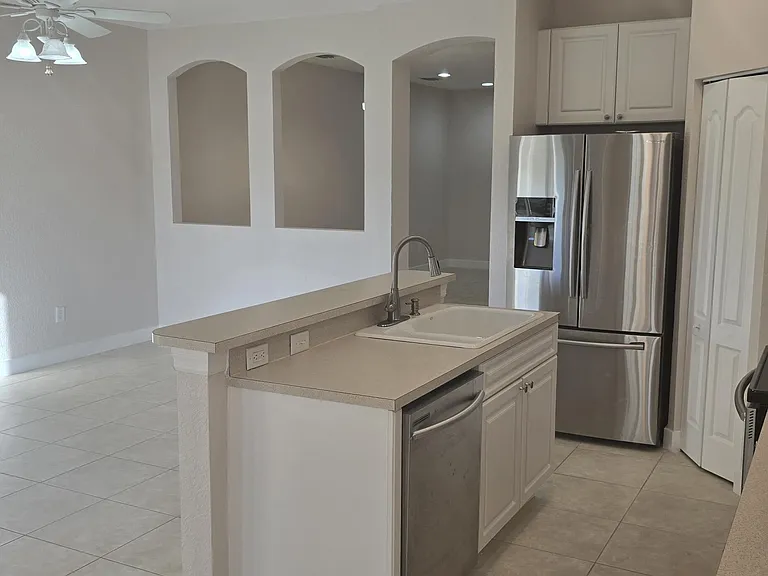 2919 Crestwood Ter #5103 — Photo 12