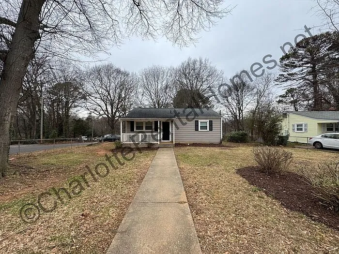 901 N Weldon St — Photo 1
