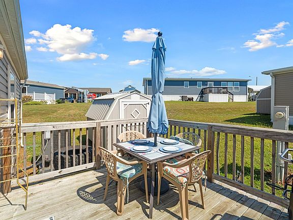 Exterior Image-32-Champion 83 Duck River Estates