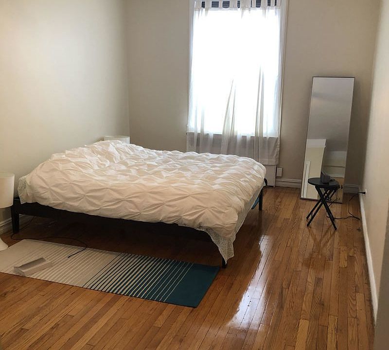 1st image of 4755 39th Pl