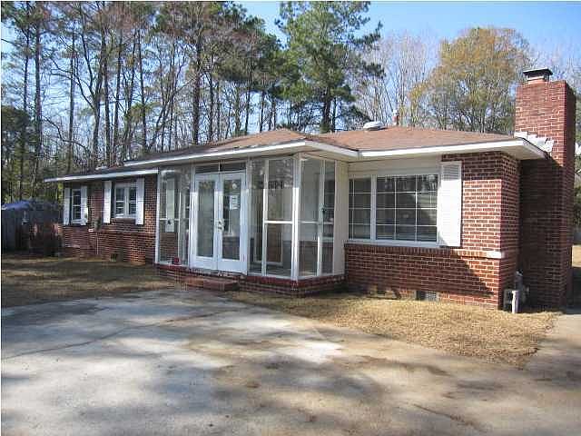 2nd image of 108 Sherwood Ct