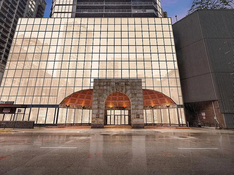 10 E Ontario St #3713 — Photo 2