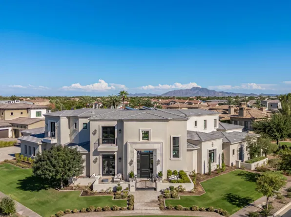 577 W HORSESHOE Place, Chandler, AZ 85248