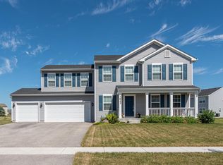 1647 Shetland Ln, Yorkville, IL 60560