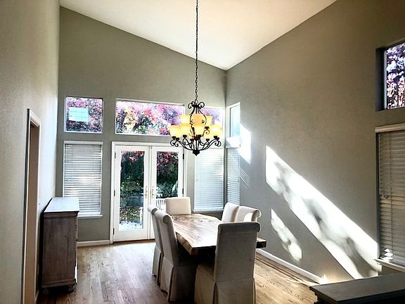 4th image of 5689 San Jose Dr