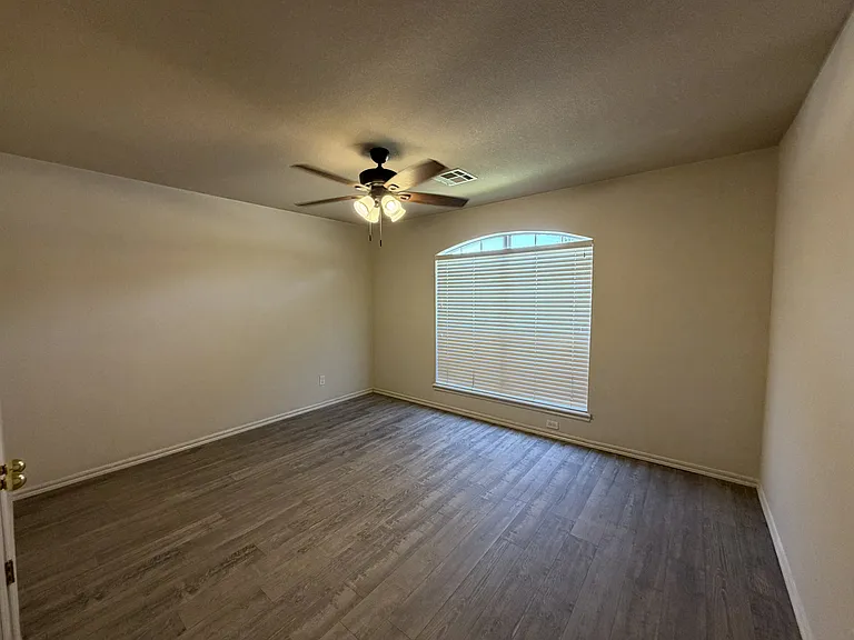 1214 Northern Hills Ln — Photo 21