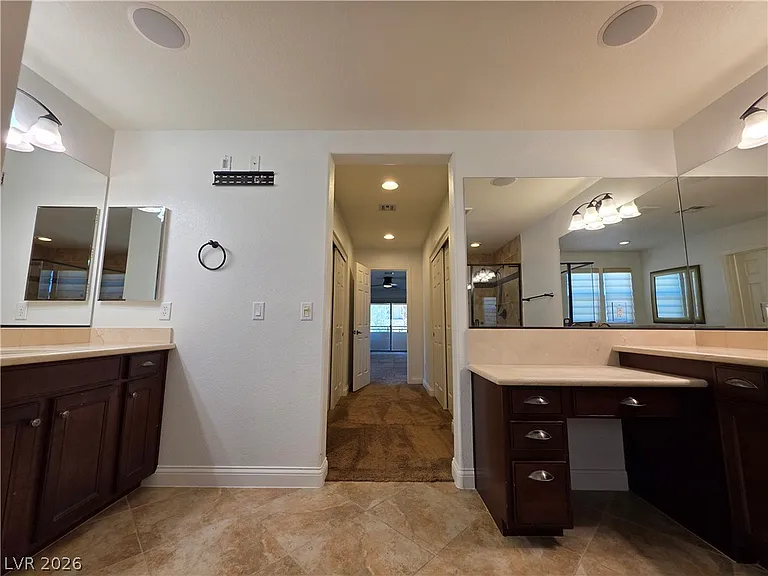 5495 Alden Bend Dr — Photo 47