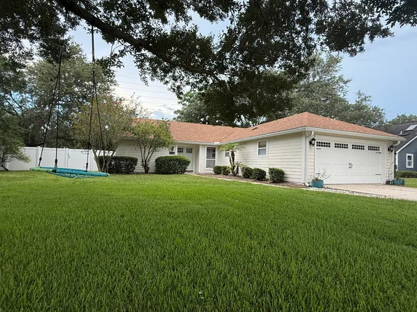 1839 Leeward Ln, Neptune Beach, FL 32266